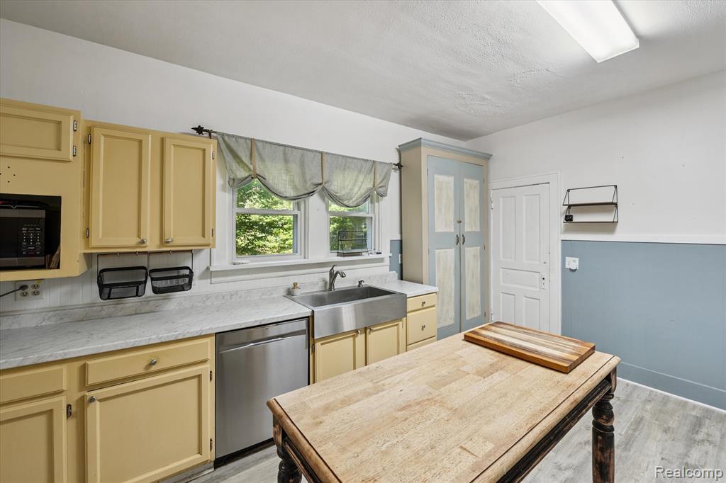 303 Mechanic Street, Stockbridge, MI 49285 — Photo 12
