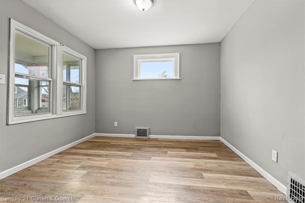 6837 Braun, Center Line, MI 48015 — Photo 6