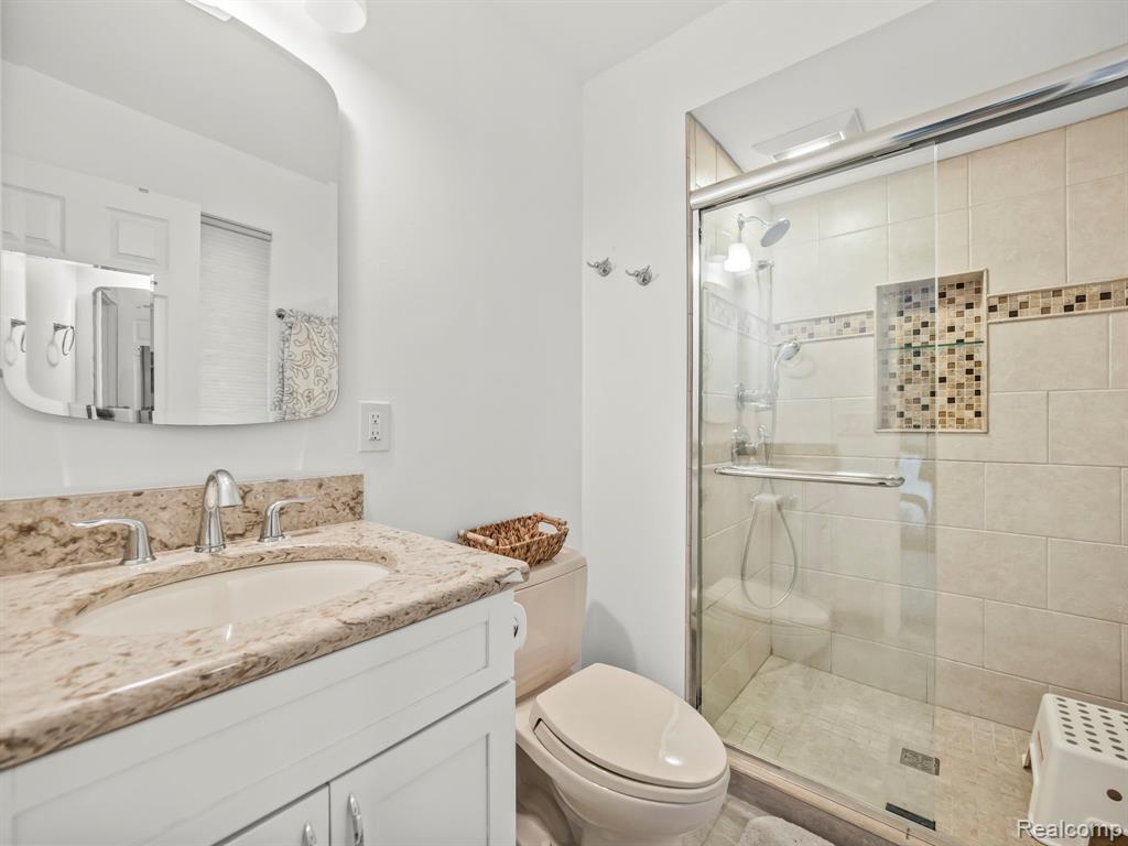 980 Briston Drive, Rochester Hills, MI 48307 — Photo 31