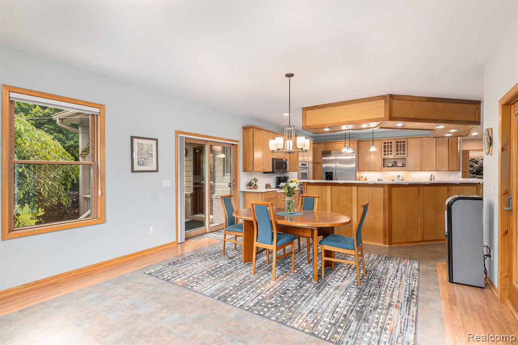 4301 Rolling Acres Drive, Hartland, MI 48353 — Photo 12