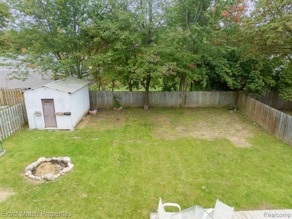 409 LAKEVIEW Street, Holly, MI 48442 — Photo 5