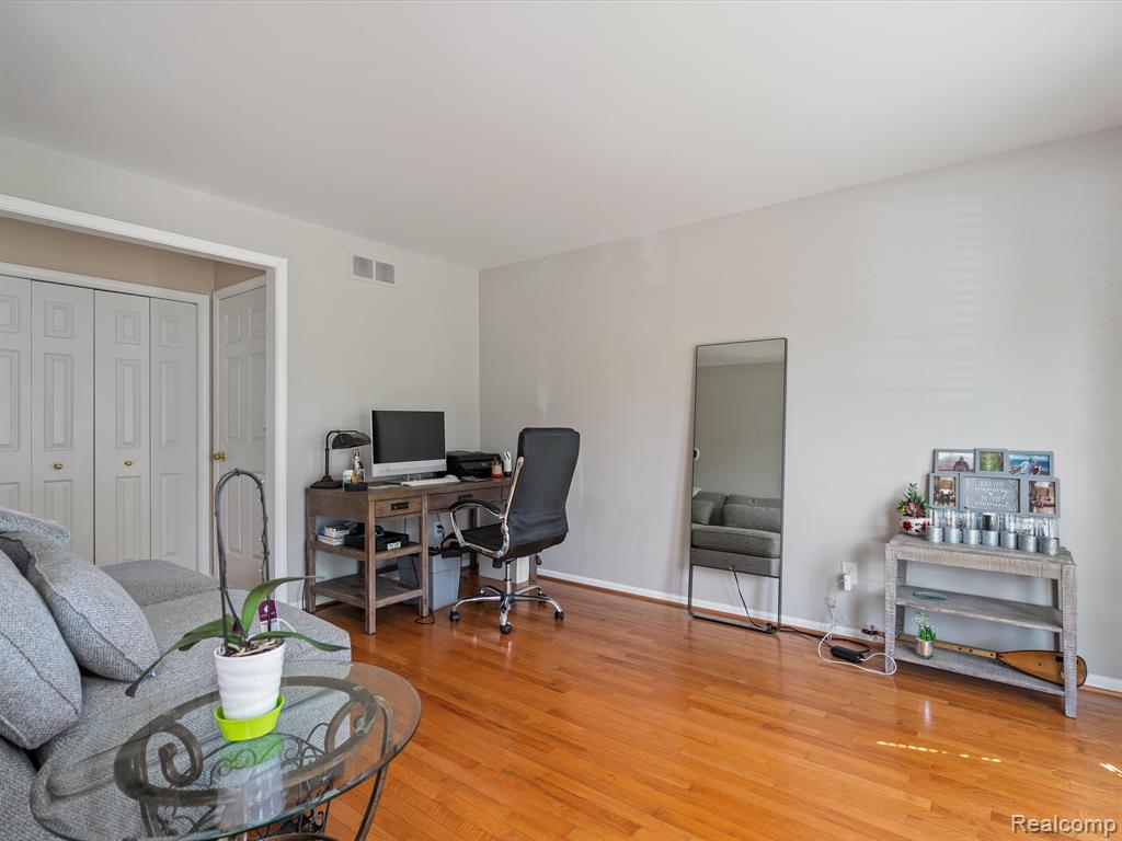 14765 BROOKSIDE Drive, Van Buren, MI 48111 — Photo 16
