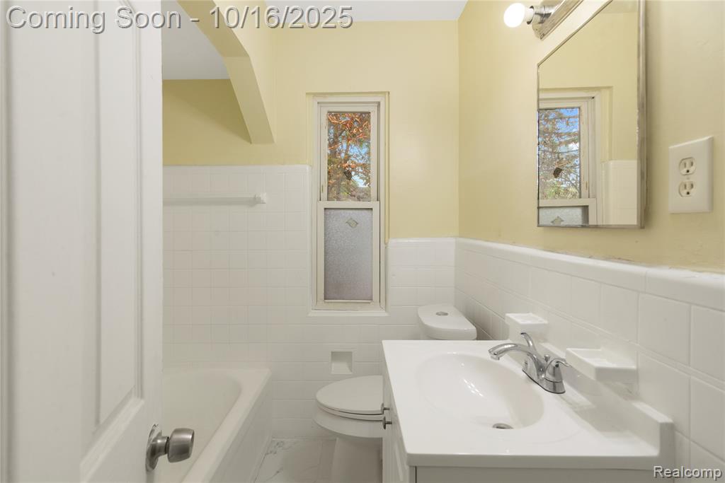 8348 Terry Street, Detroit, MI 48228 — Photo 6