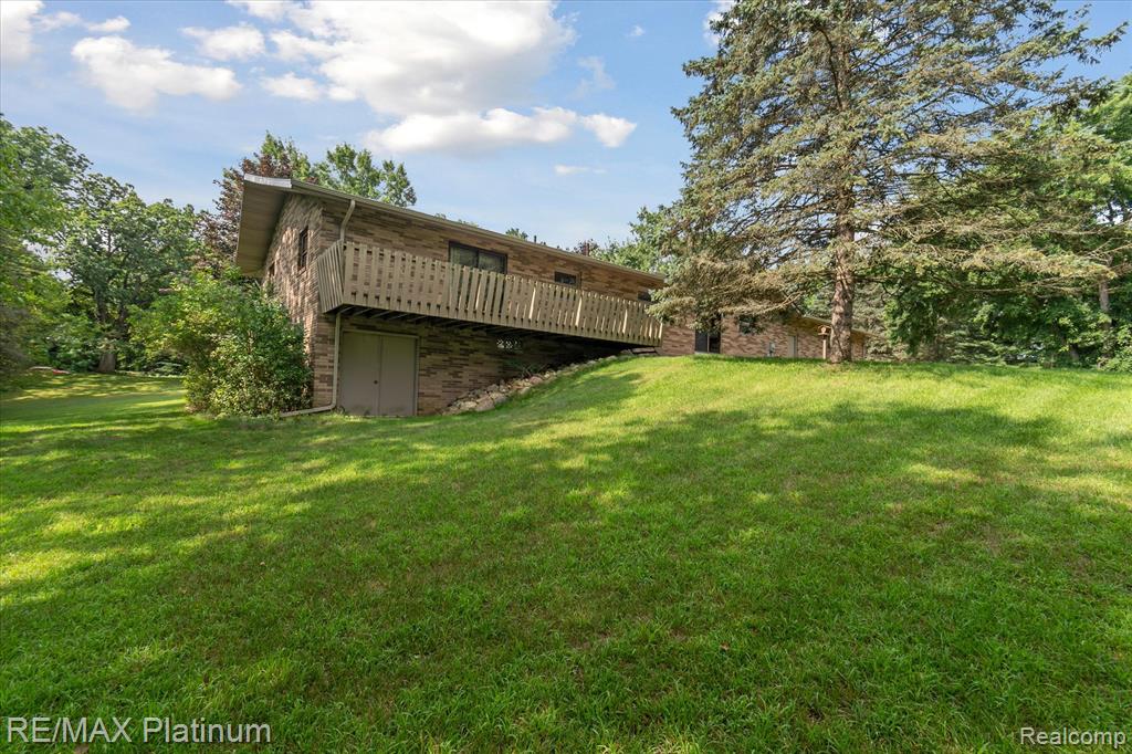 3200 Patterson Lake Road Road, Pinckney, MI 48169 — Photo 30