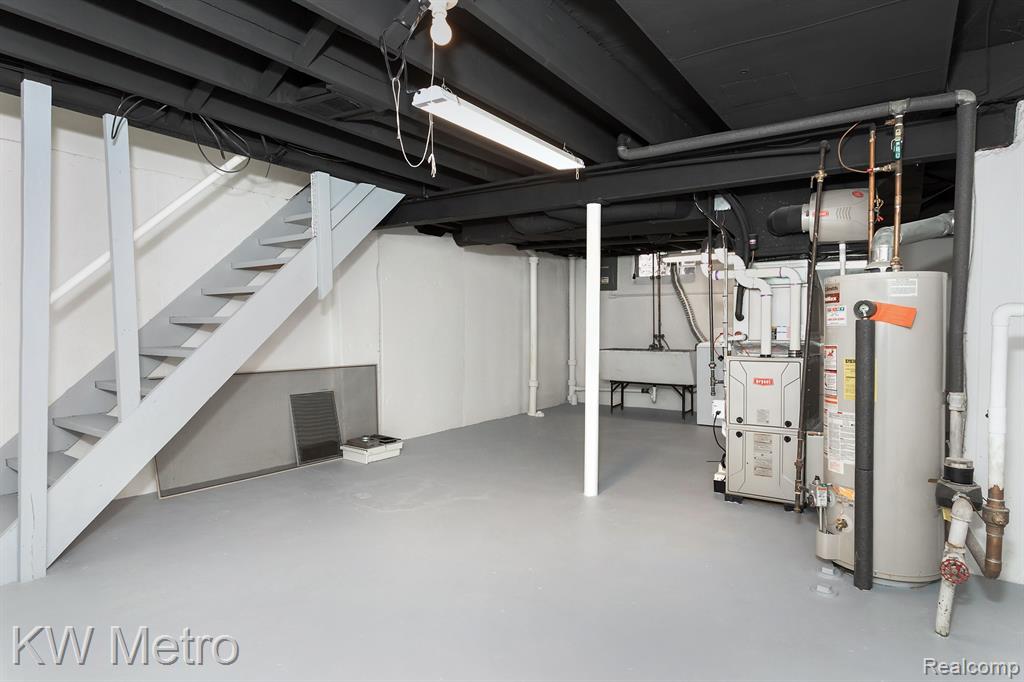 500 W HOUSTONIA Avenue, Royal Oak, MI 48073 — Photo 22