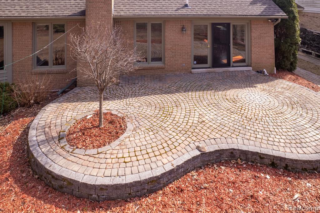 43331 HERRING Drive, Clinton Twp, MI 48038 — Photo 42