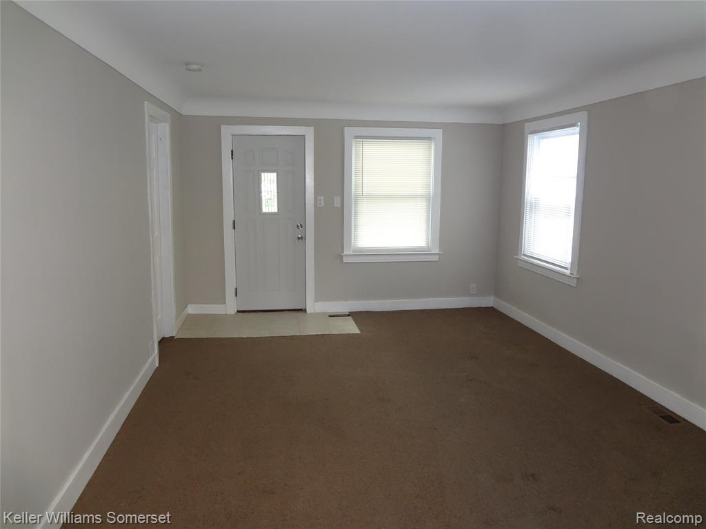 8127 Orchard Avenue, Warren, MI 48089 — Photo 3