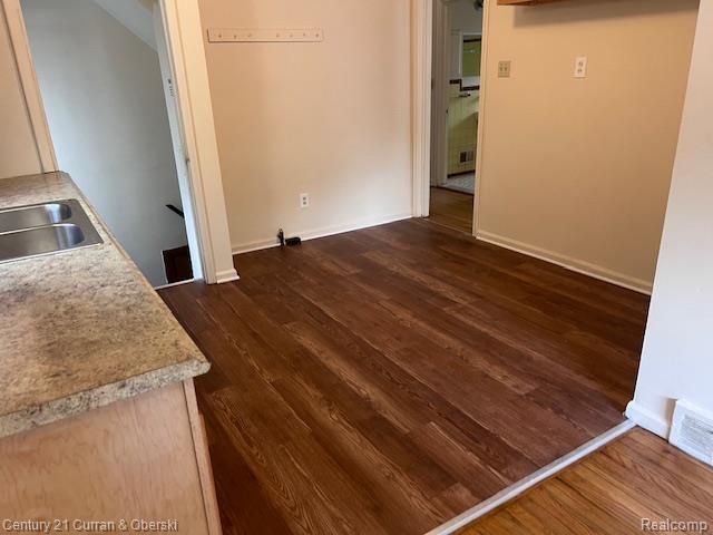 7548 Rockdale, Redford, MI 48239 — Photo 10