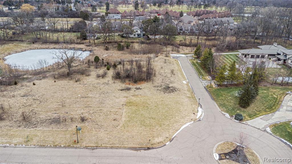 5 Fairway Trail, Grand Blanc, MI 48439 — Photo 7