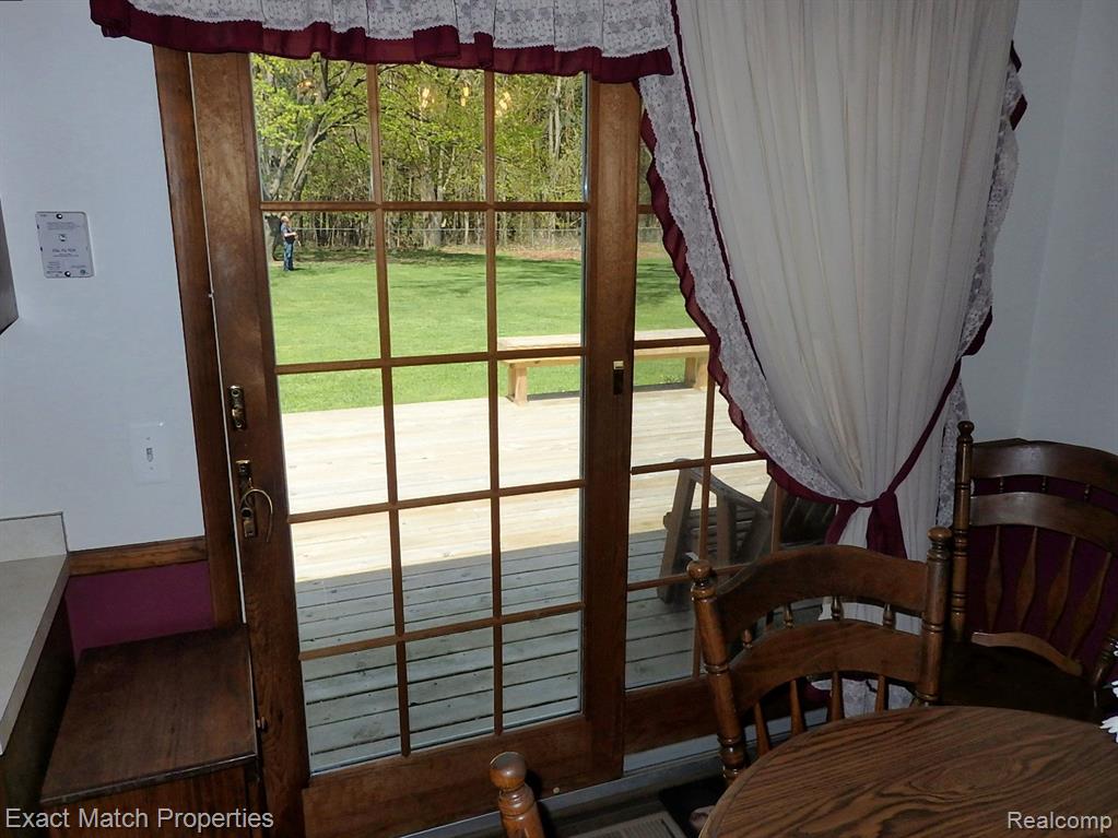 7180 HOWELL Avenue, Waterford, MI 48327 — Photo 24