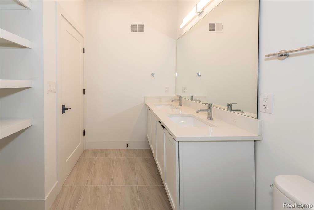 7544 Churchill Street, C22, Detroit, MI 48206 — Photo 21