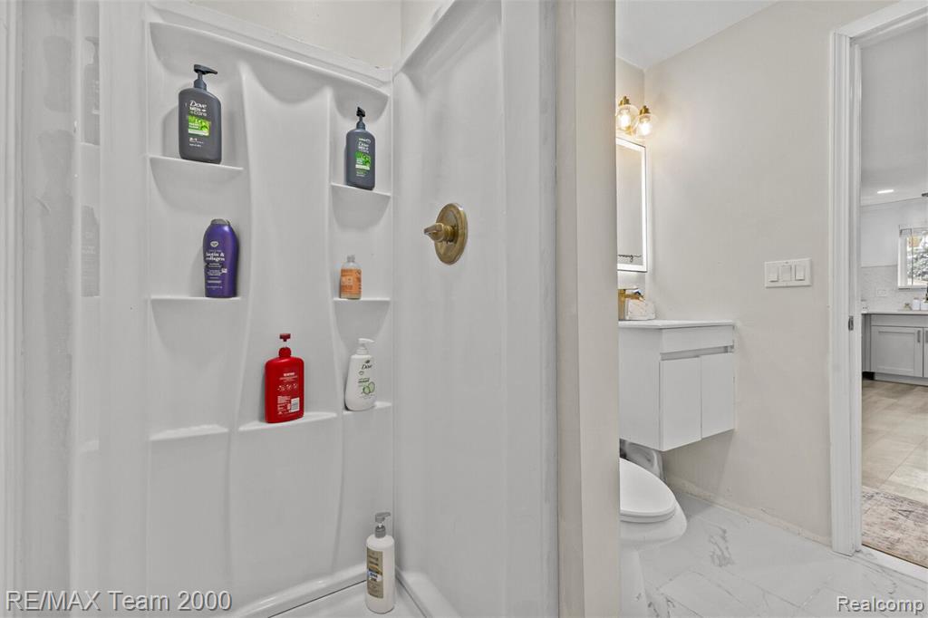 6200 Nightingale Street, Dearborn Heights, MI 48127 — Photo 14