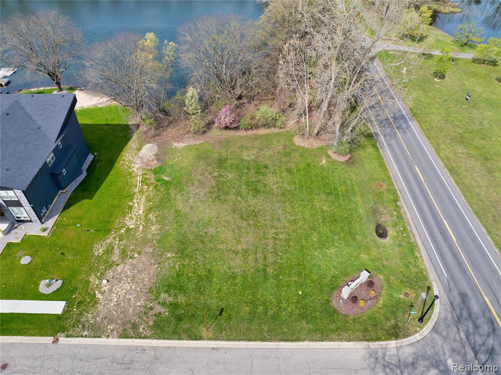 2745 Maritime Drive, Lansing, MI 48911 — Photo 8