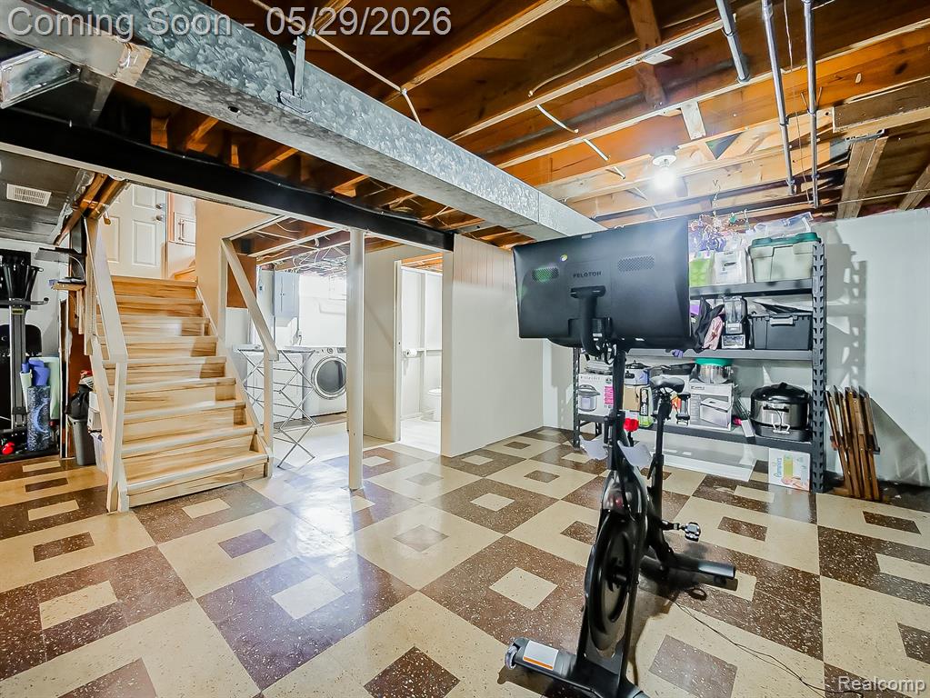 8634 Allen Road, Allen Park, MI 48101 — Photo 24