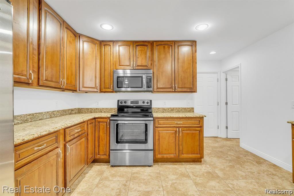 50500 Card Road, Macomb, MI 48044 — Photo 10