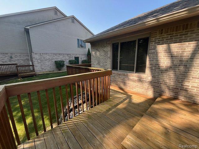 1071 OLD LEAKE, Holly, MI 48442 — Photo 33