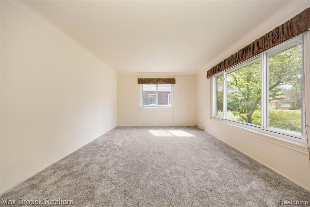 4025 Auburn Drive, Royal Oak, MI 48073 — Photo 5