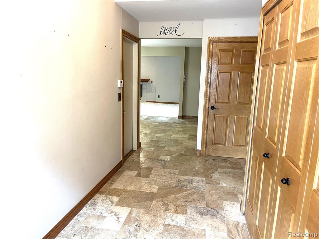 55799 SHELBY Road, Shelby Twp, MI 48316 — Photo 4