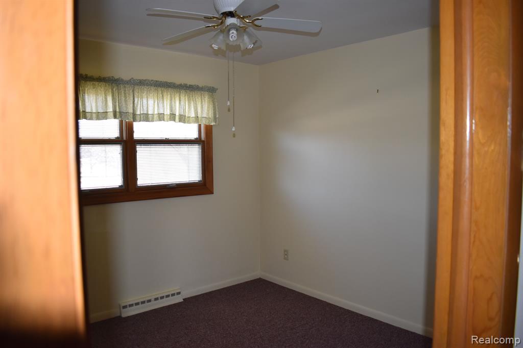 5211 N FOWLERVILLE Road N, Fowlerville, MI 48836 — Photo 6