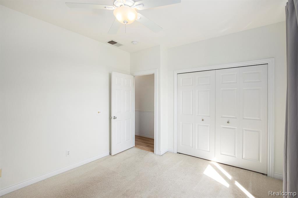 40 Park Island Drive, Lake Orion, MI 48362 — Photo 13
