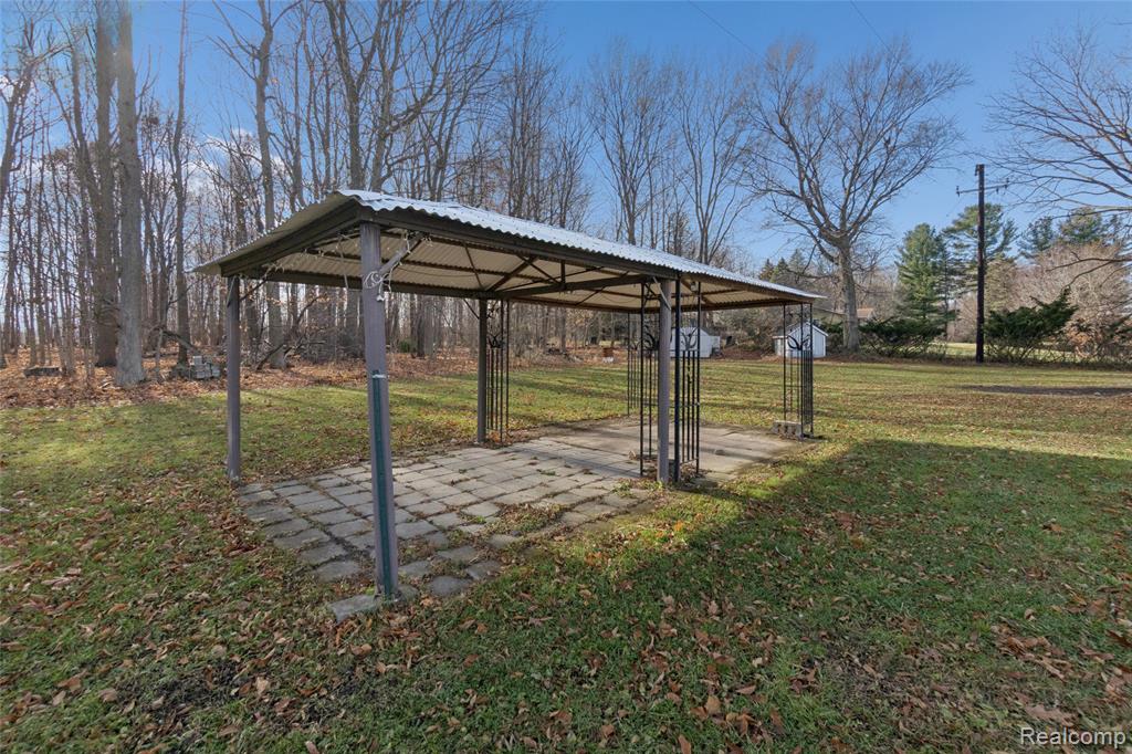 8603 Killinger Road, Fowlerville, MI 48836 — Photo 39