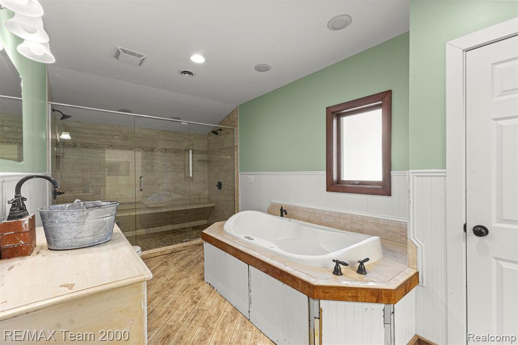 15615 Martinsville Road, Van Buren, MI 48111 — Photo 39