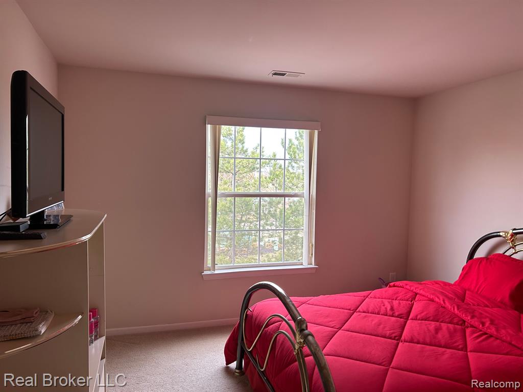 4349 SOUTHBRIDGE Drive, Canton, MI 48188 — Photo 20