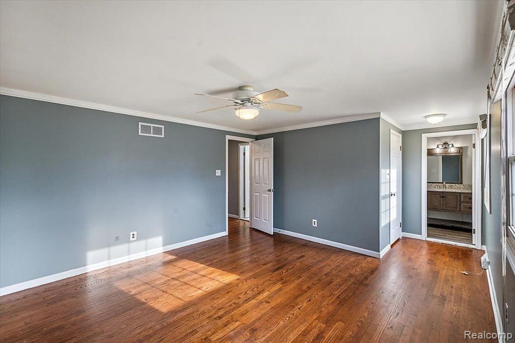16490 OLD BEDFORD Road, Northville, MI 48168 — Photo 26