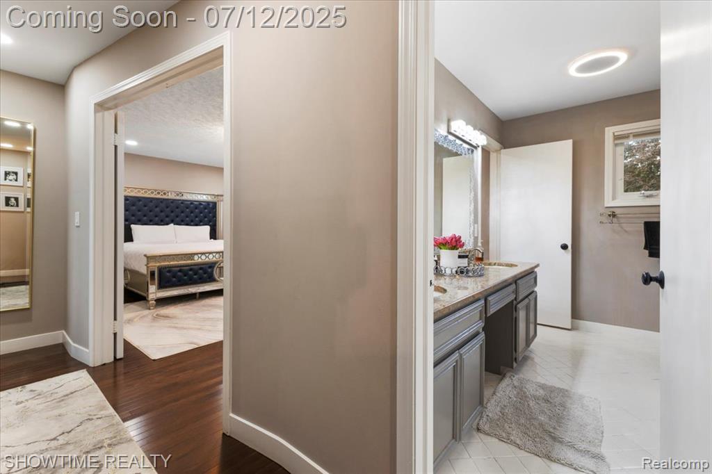 41741 Lore Court, Clinton Twp, MI 48038 — Photo 25