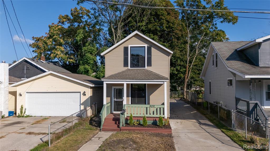 822 Saint Clair Street, Port Huron, MI 48060 — Photo 2