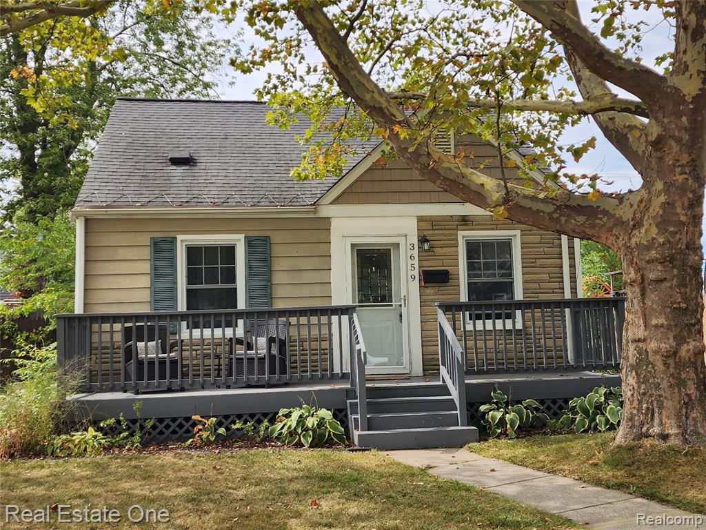 3659 Ellwood Avenue, Berkley, MI 48072 — front exterior