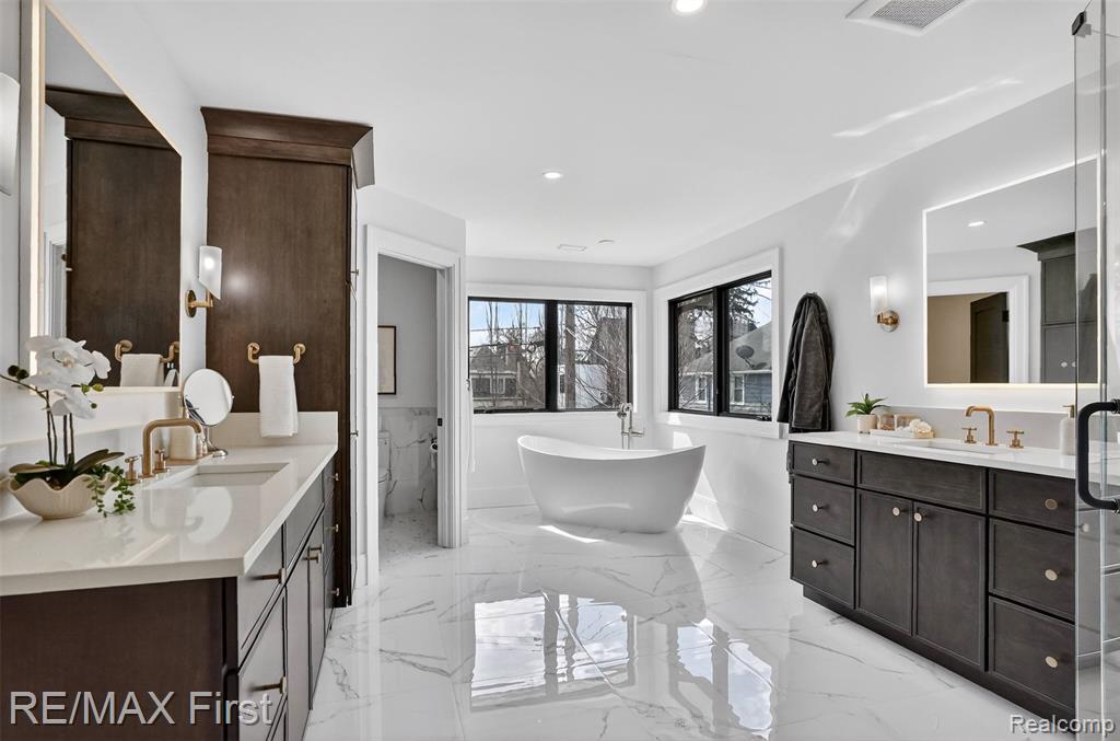 667 Oak, Birmingham, MI 48009 — Photo 36