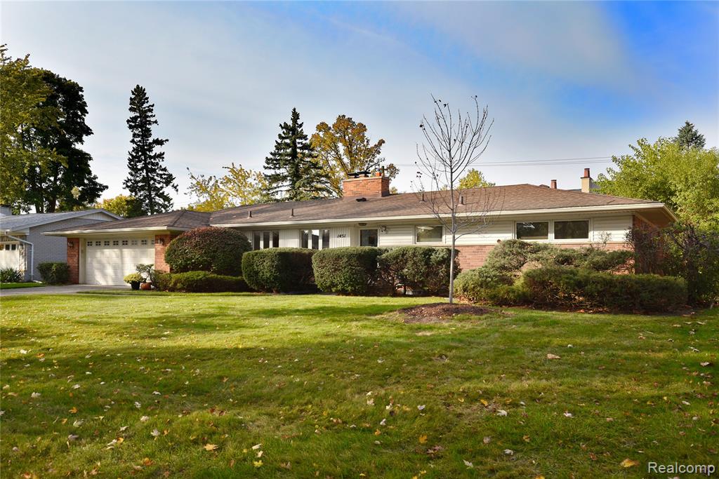 1451 Wrenwood Drive, Troy, MI 48084