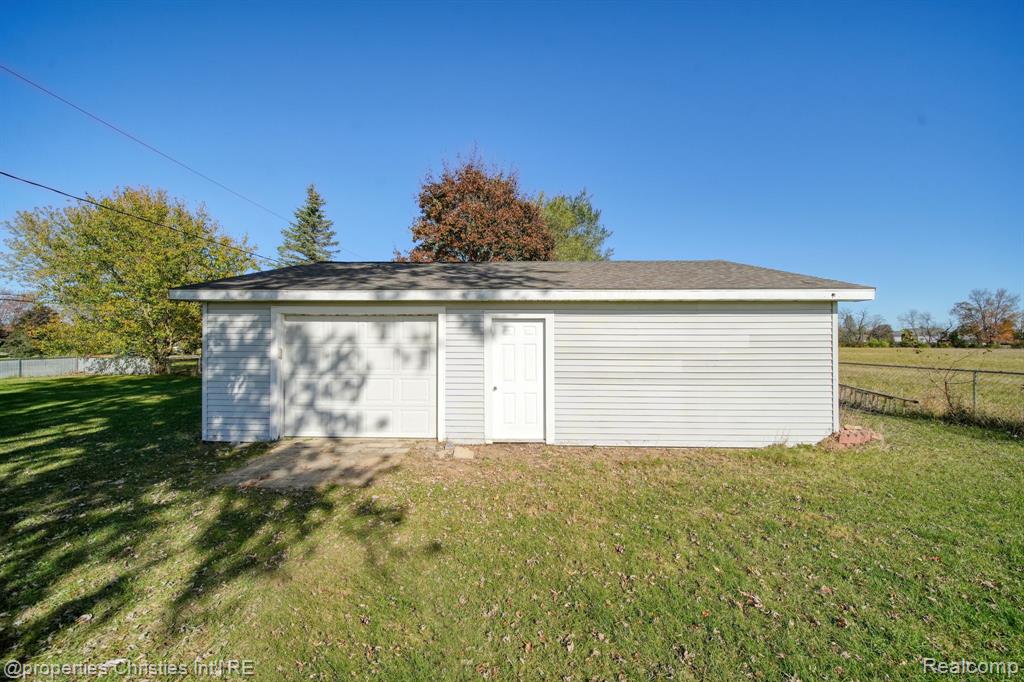2835 Carson Highway, Adrian, MI 49221 — Photo 29