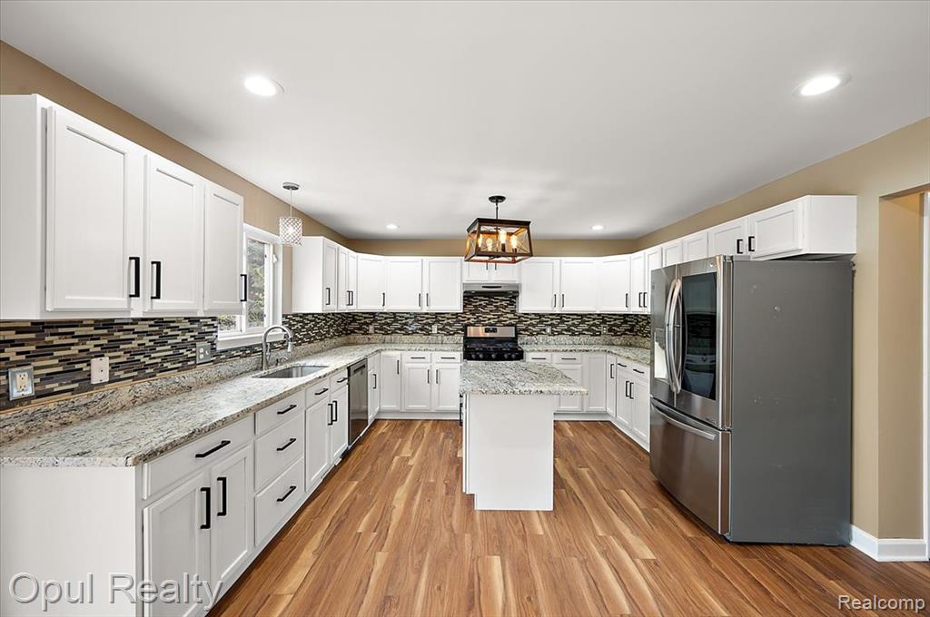 6728 Eckerman Drive, Troy, MI 48085 — Photo 34
