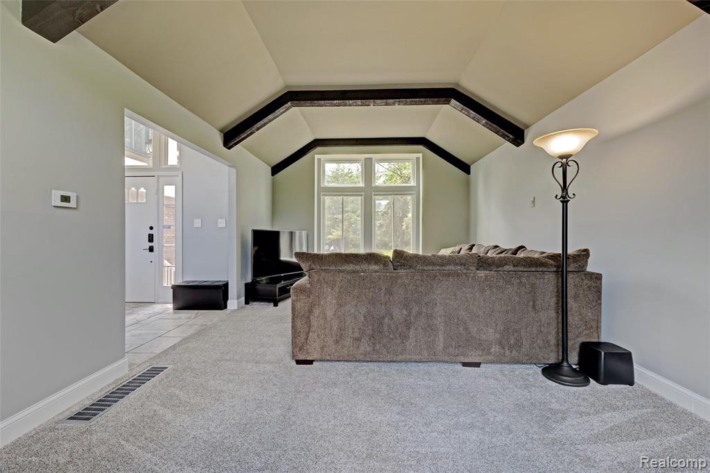 9580 Buckhorn Lake Road, Holly, MI 48442 — Photo 10
