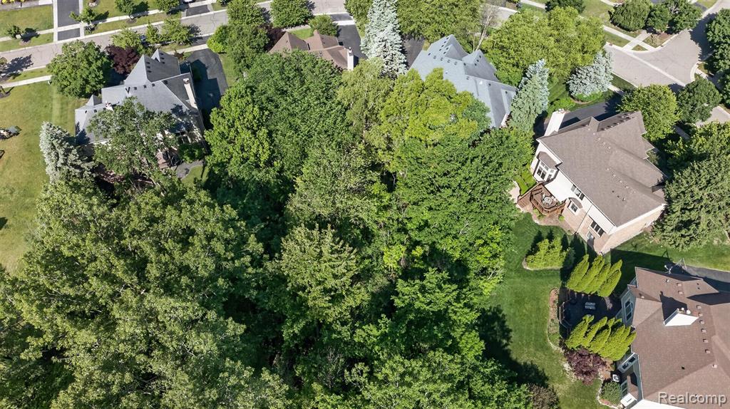 7359 Colchester Lane, West Bloomfield, MI — Photo 64