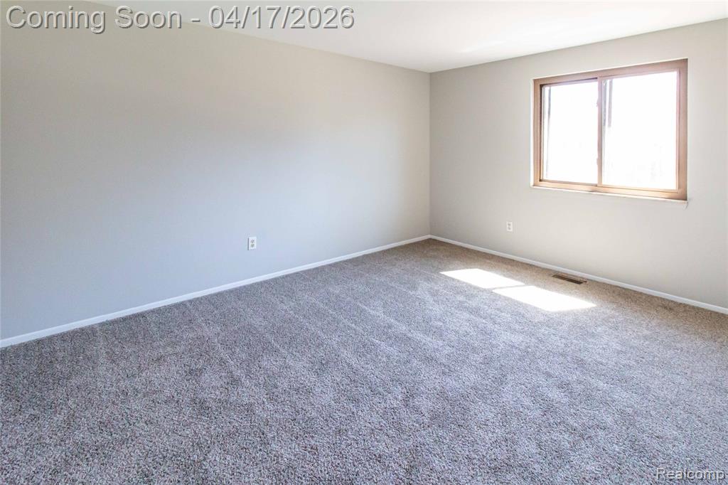 845 Longfellow Drive, Troy, MI 48085 — Photo 29