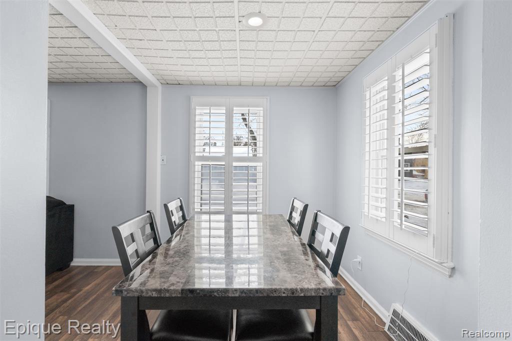 579 Lebaron Avenue, Pontiac, MI 48340 — Photo 8