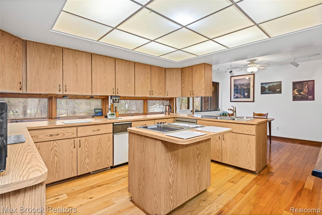 32674 Bingham Lane, Bingham Farms, MI 48025 — Photo 22