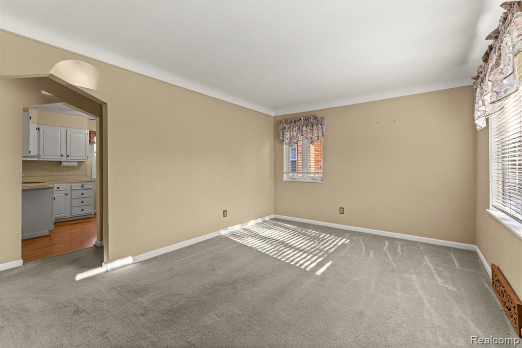 9896 Park Avenue, Allen Park, MI 48101 — Photo 7