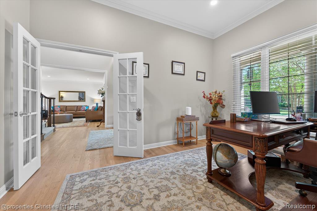 15639 Merion Court, Northville, MI 48168 — Photo 12