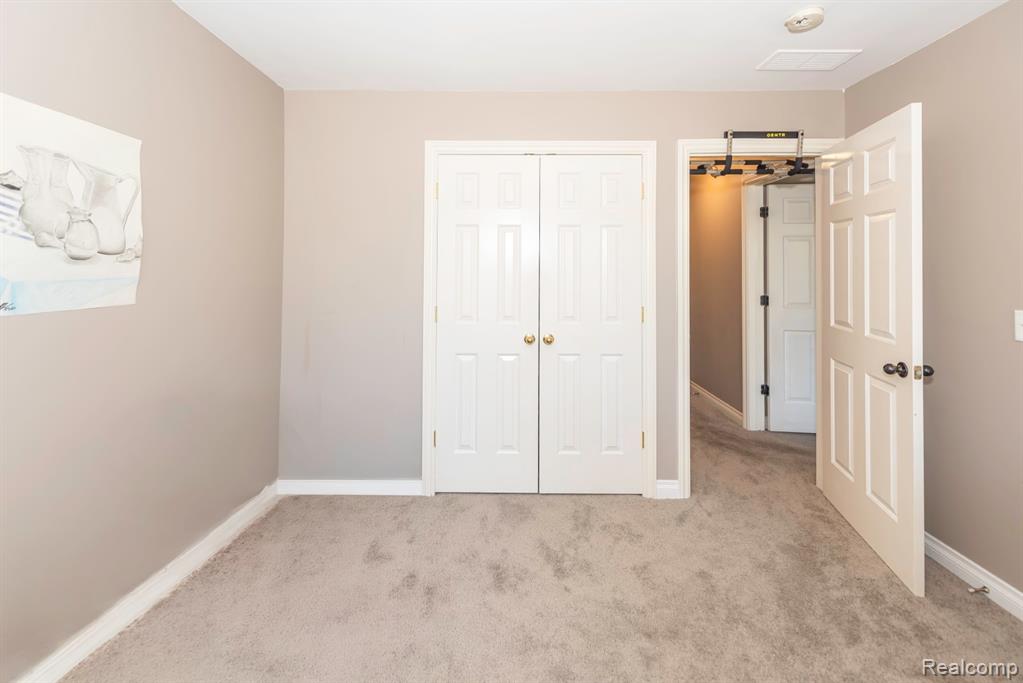 5738 Wellesley Lane, Ypsilanti, MI 48197 — Photo 30