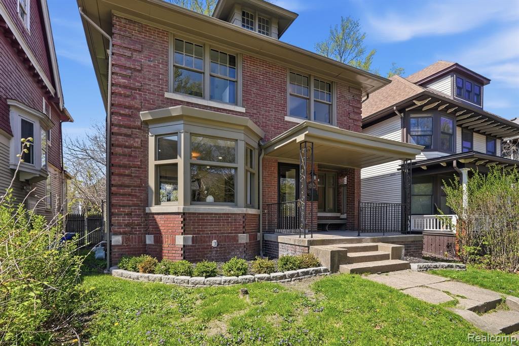 1807 Seyburn Street - Photo 2