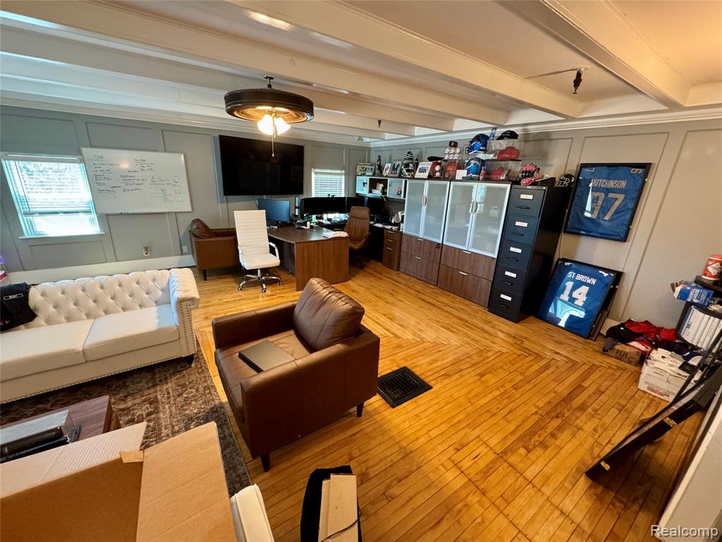 2156 W JEFFERSON Avenue, Trenton, MI, 48183