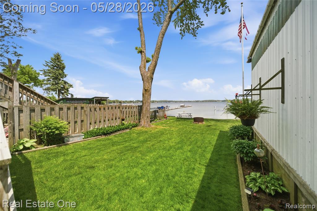 9528 Main Street, Whitmore Lake, MI 48189 — Photo 31