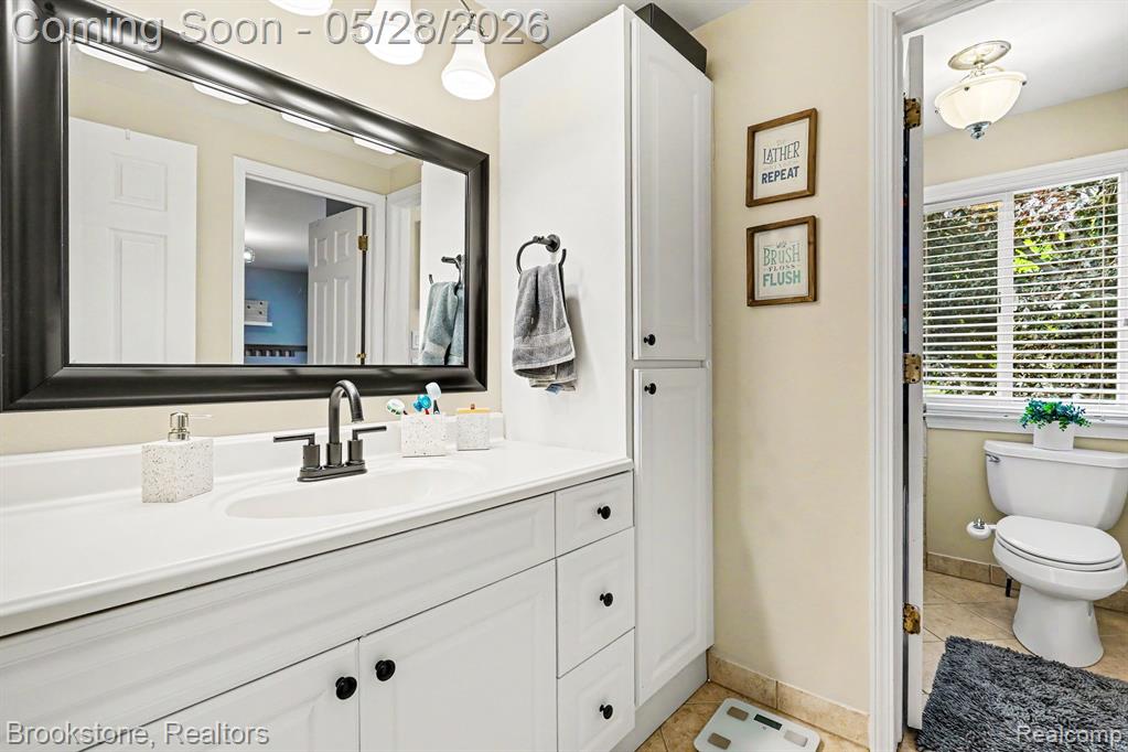 2564 Rainbow Drive, Troy, MI 48083 — Photo 20
