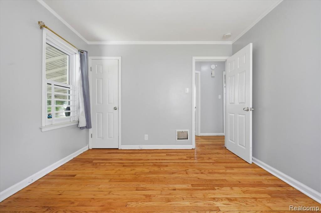 16069 Fairmount Drive, Detroit, MI 48205 — Photo 13