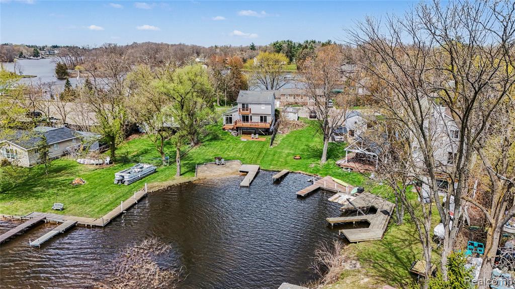 6522 BENNETT LAKE Road, Fenton, MI 48430 — Photo 3