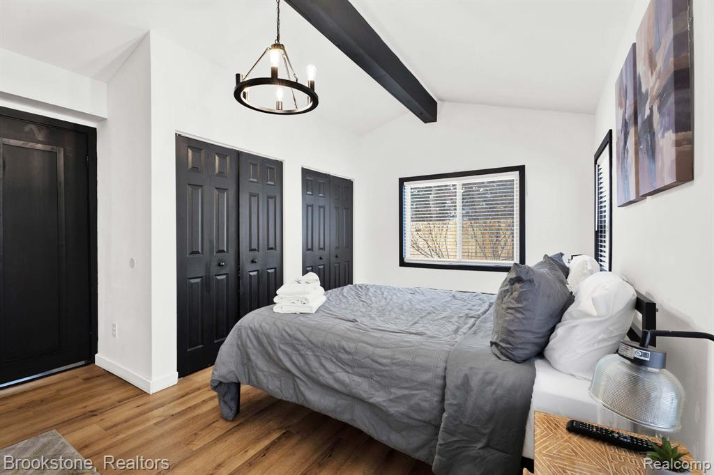 16046 W 13 Mile Road, Beverly Hills, MI 48025 — Photo 18